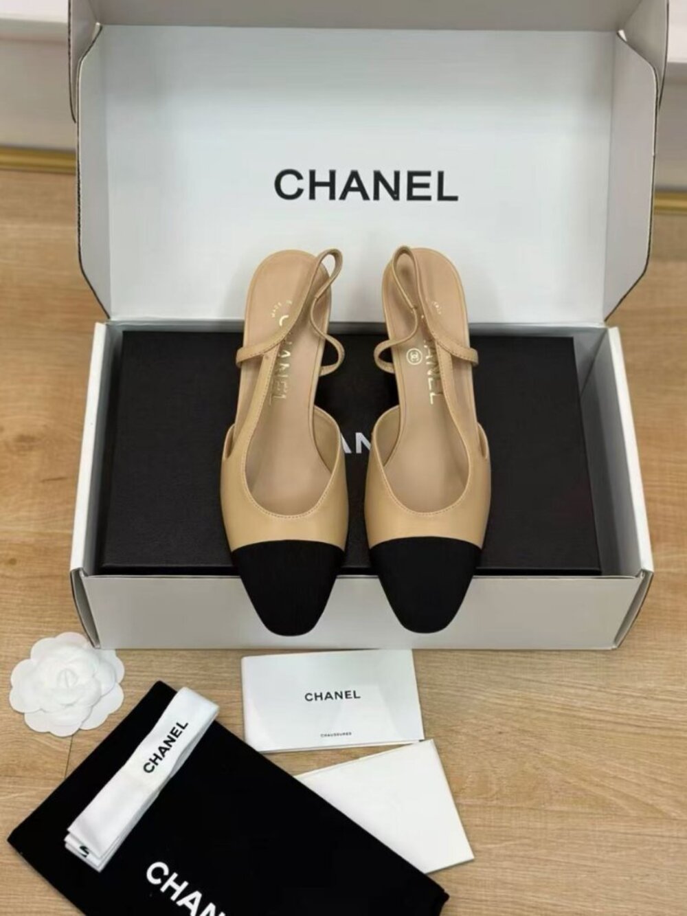 CHANEL Beige‑Black Two‑Tone Slingback Block Heel Sandals - Picture 2 of 9